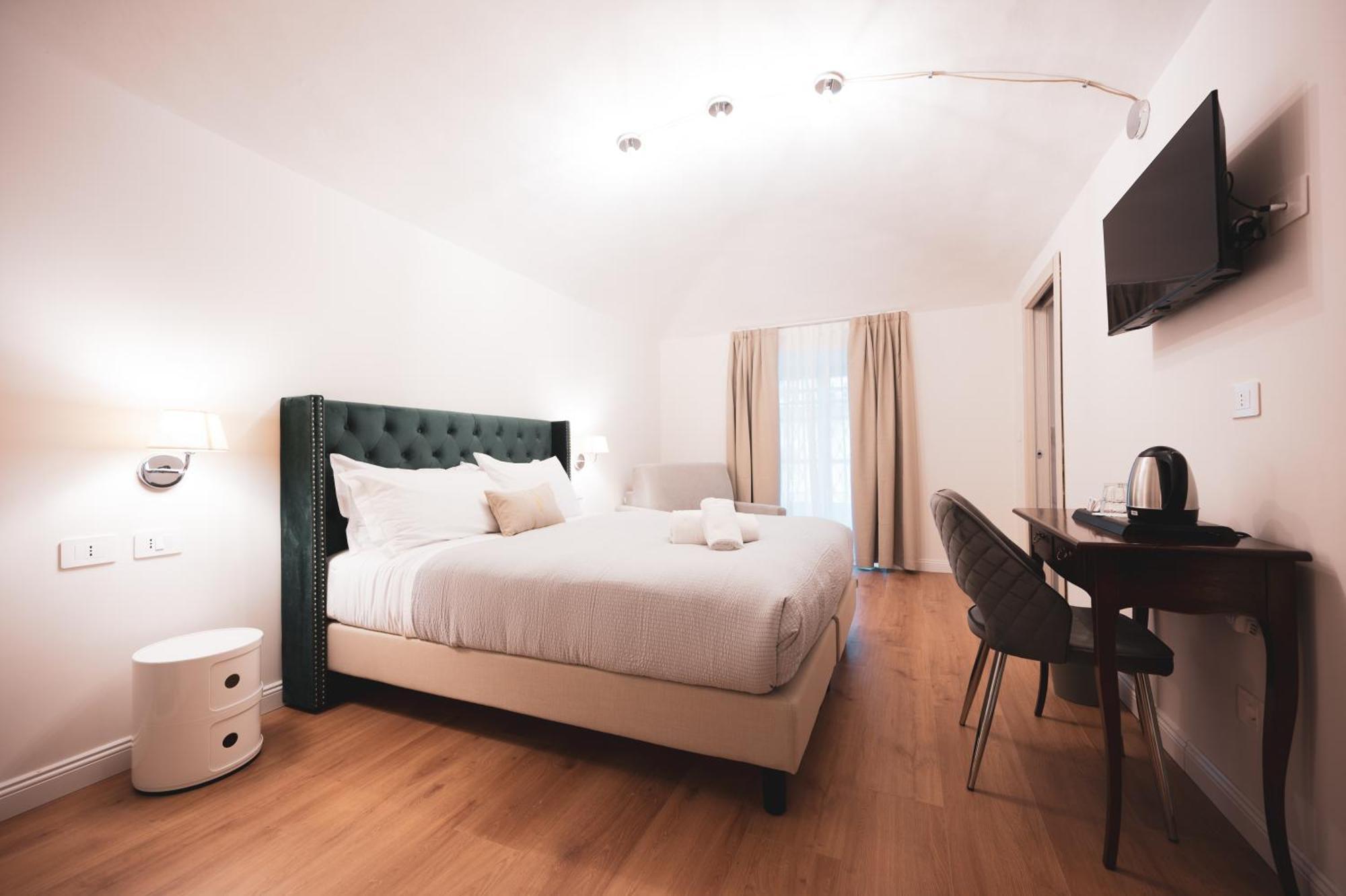 Carlo Felice Boutique Hotel Turin Exterior photo